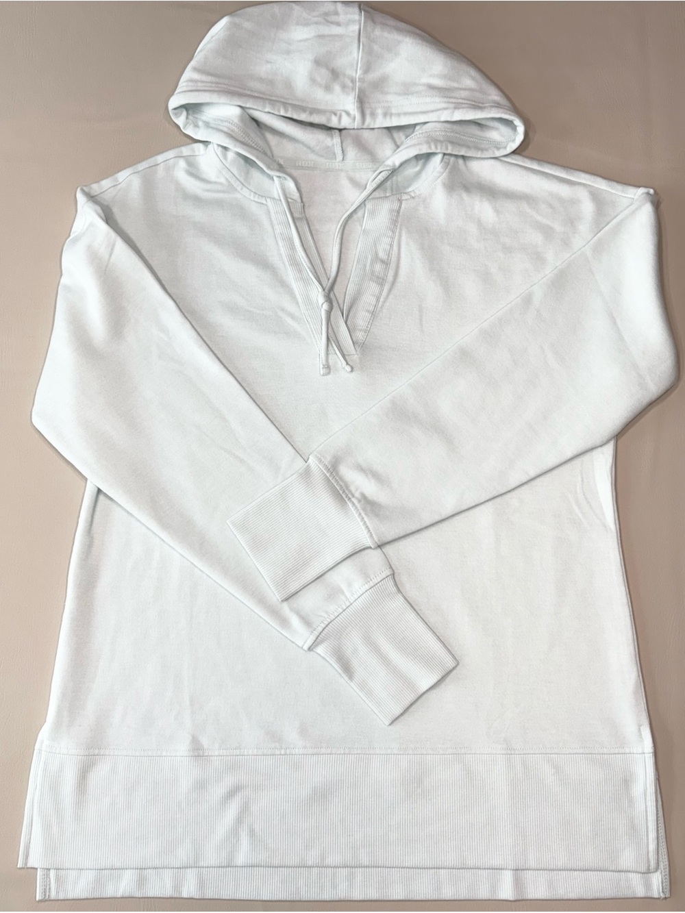 RBX Women’s Light Mint Green V-Neck Hoodie Sweatshirt